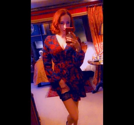 Asmodena model erotic pics