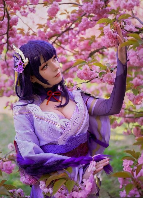 Reilah high quality model picture