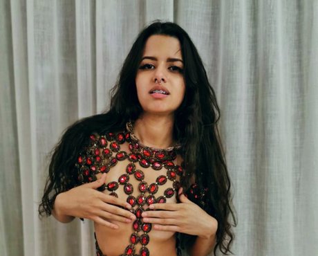 Rafaela Cavalcante adult model pics