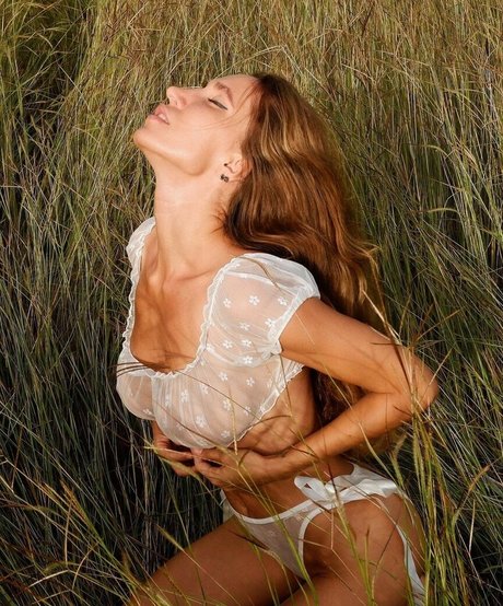 teen fingering onlyfans sexy xxx photo