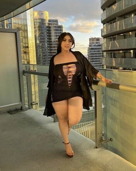 Miss Leira pornstar exclusive photo