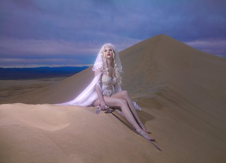 Emma Karla Peet star beautiful galleries