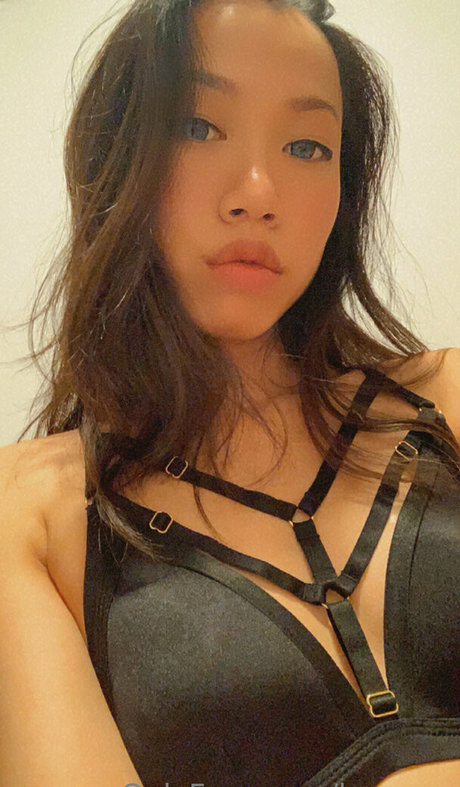 lanavee star naked photos