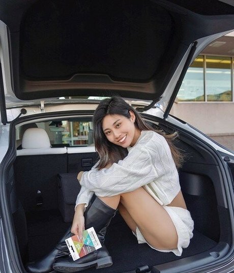 Tangtangjulia pornstar naked archive