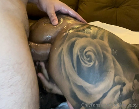 Ploy Panida xxx pornstar image