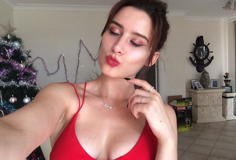 ASMR With Allie model perfect photos