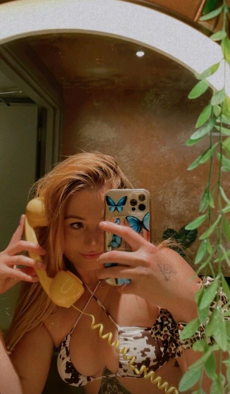 Maddie Dorrell star exclusive picture