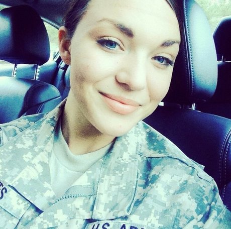 JonniJ model sexy photos