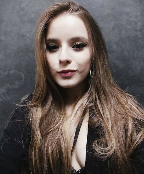 Rafaela Riggs star pretty photo