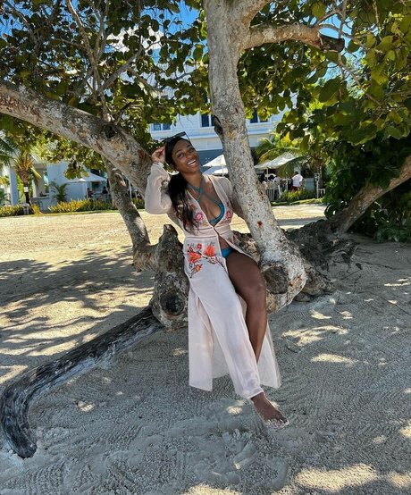 Kadeena Cox star adult archive