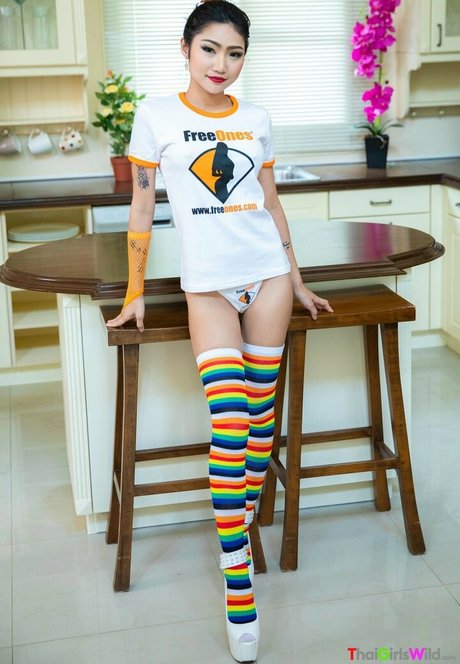 CreampieThais star hot pic