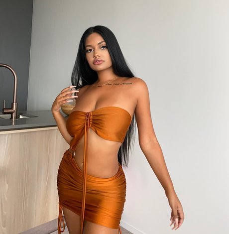 Ari Kumar model nice image