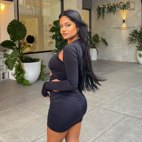 Ari Kumar star nice galleries