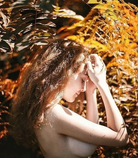 Ave Maria star sexy images