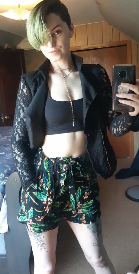 Grandaddyskulls naked pornstar images