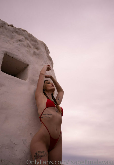 Isabell Malavasi pornographic model pics