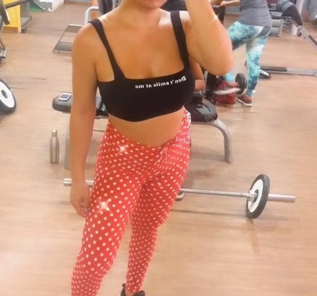 Cikarelly model porn archive