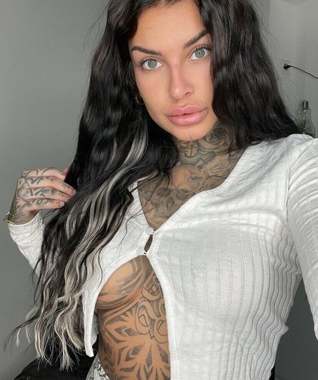 Ginariiaaa perfect star pictures