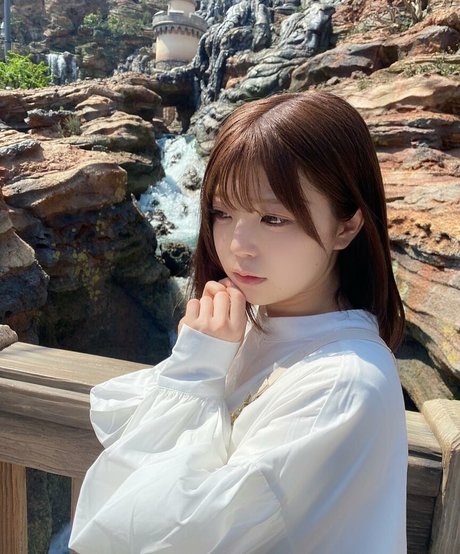 momo burlesque pornstar nice picture