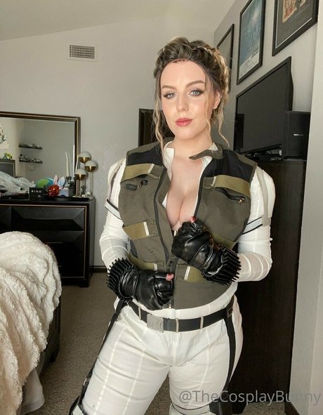 The Cosplay Bunny star adult gallery