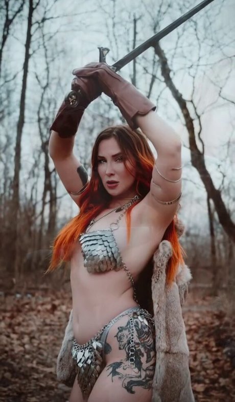 jezebelluxure model porn pics