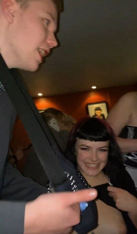 Knivklara porn star img