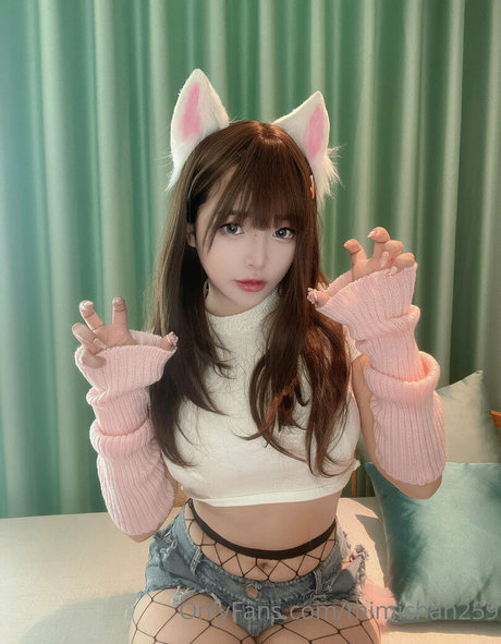 MimiChan naked model photos