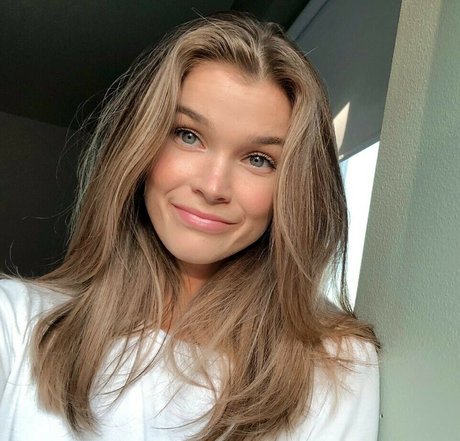 Taymoo pornstar hot photos