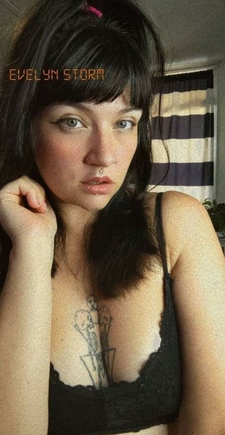 EvelynStorm erotic pornstar image