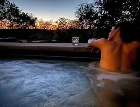 video call onlyfans free images