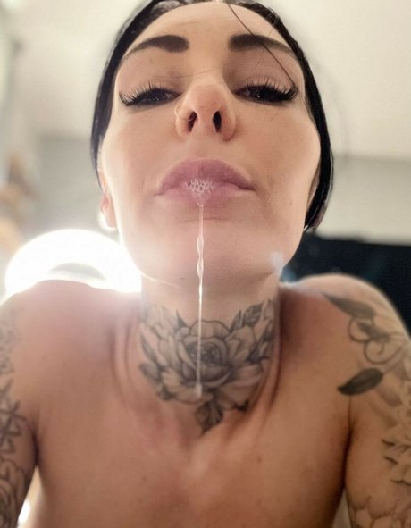 CarmenDivine art actress gallery