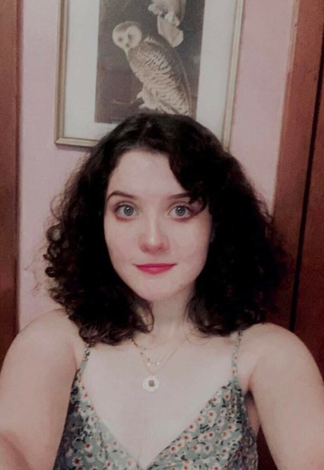 ApartmentFluffy7589 model naked picture