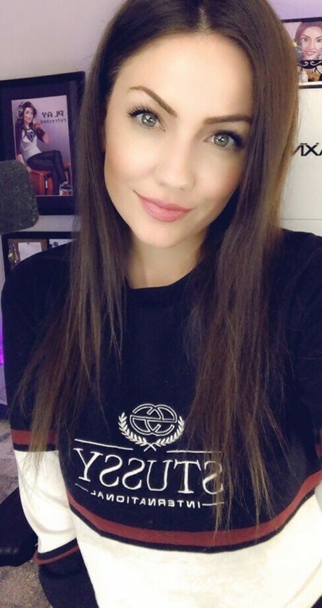 KayPea model best images