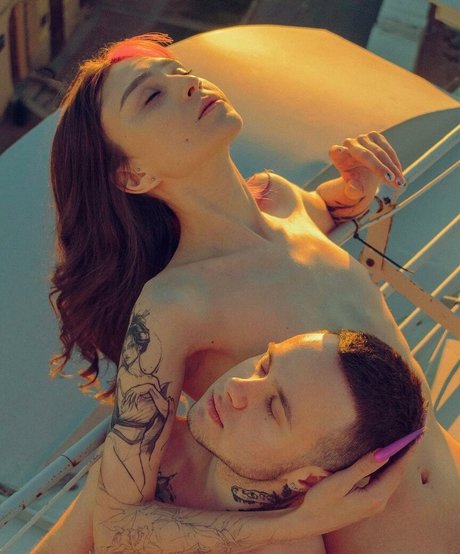 Amy Split porn actress galleries