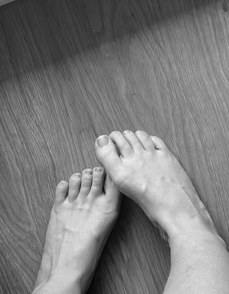 Lcherry fit erotic pornstar photo