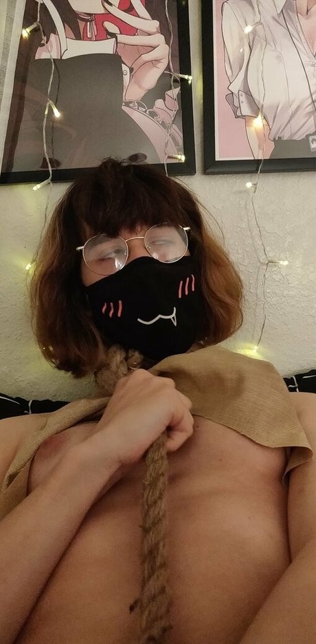 Ms peep nudes model galleries