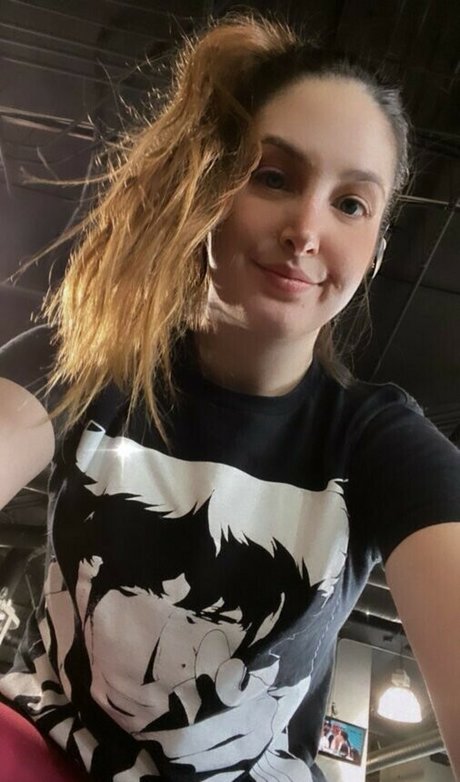 Sloane Skipper Wolf pornstar free images