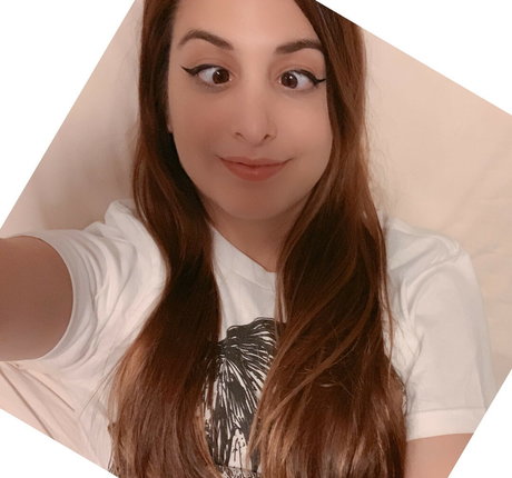 Sloane Skipper Wolf Profile pic