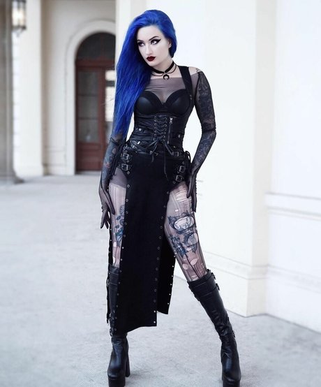 BlueAstrid art actress img