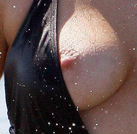 Sophie Monk art star picture