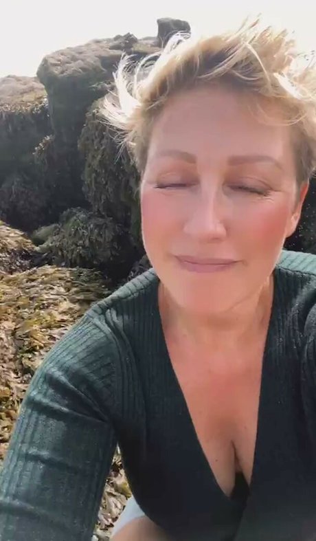 Becky Mantin model high quality pic