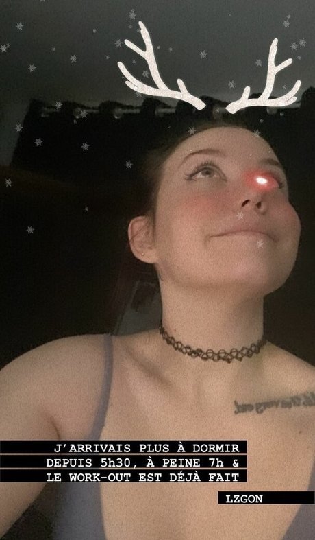 Aayley free model pics