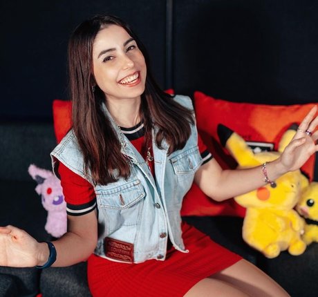 Kurolily model photos