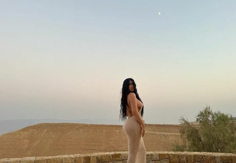 Esther Ng star erotic galleries