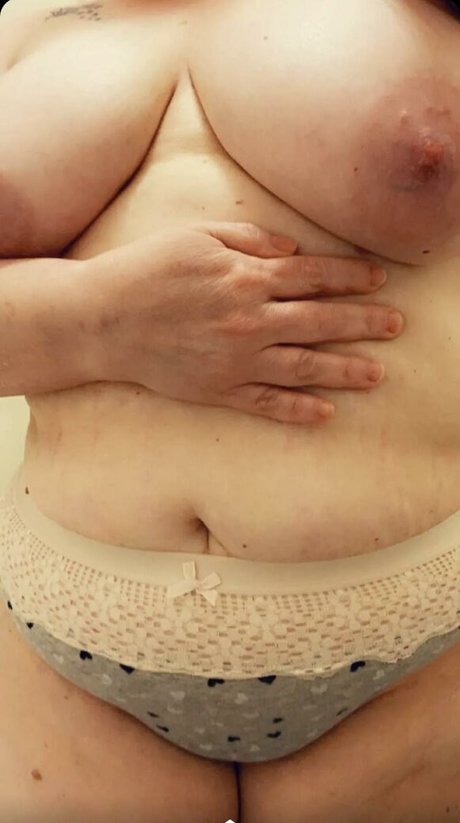 blowjob milf onlyfans free naked picture