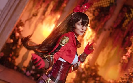 Mari Evans model hot images