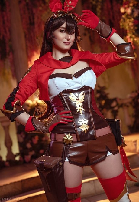 Mari Evans star nude pics