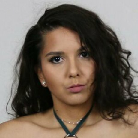 Cheesecake Hey adult model photo