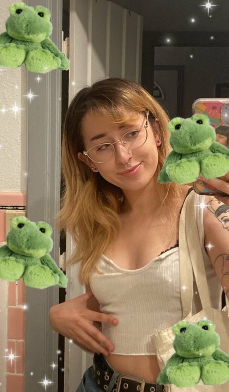 Dinkhoe pornstar erotic picture