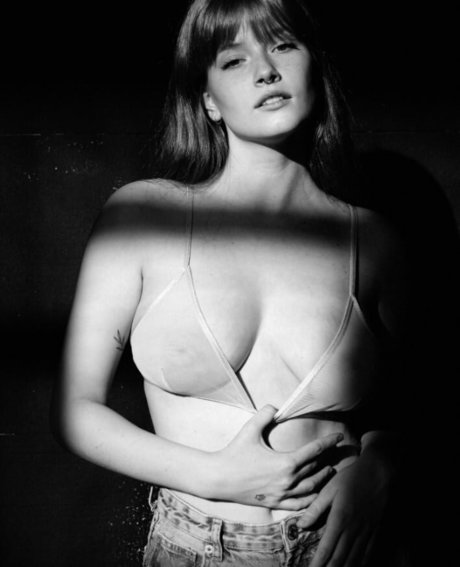 Katyasitak erotic pornstar photos